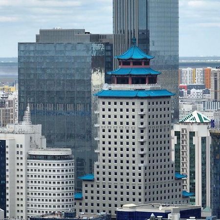 Пекин Палас Soluxe Hotel Astana Экстерьер фото The building in 2011