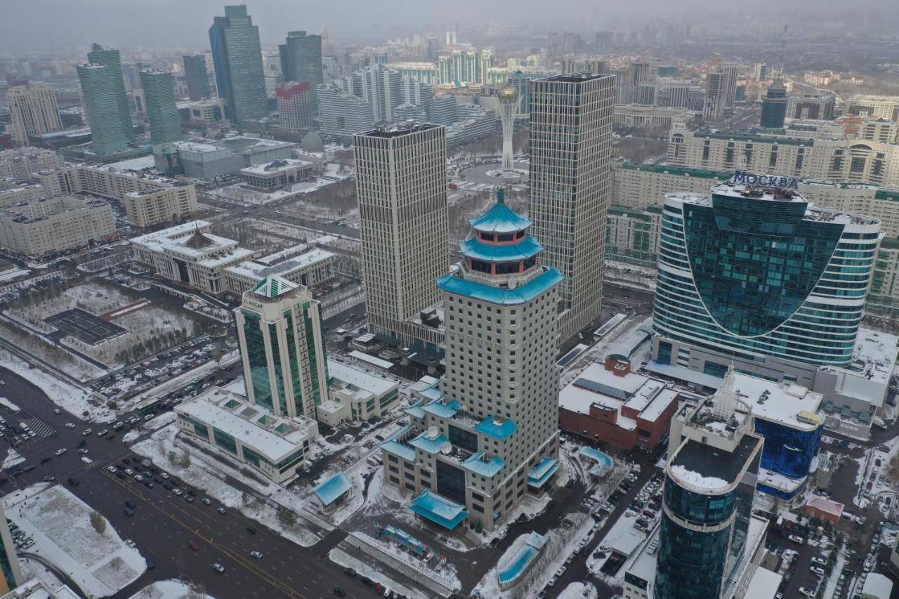 Пекин Палас Soluxe Hotel Astana Экстерьер фото The Khan Shatyr Center