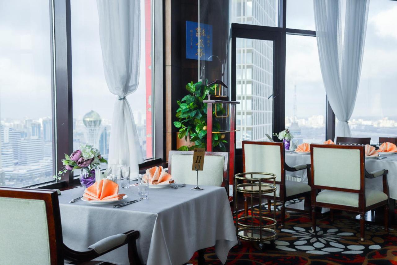 Пекин Палас Soluxe Hotel Astana Экстерьер фото Restaurant
