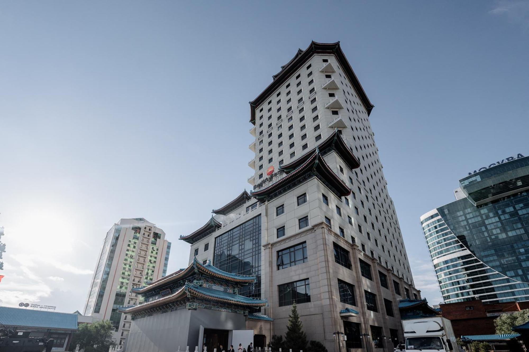 Пекин Палас Soluxe Hotel Astana Экстерьер фото The hotel in 2019